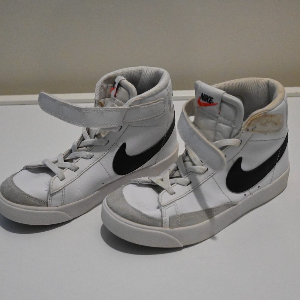 Nike Blazer Mid '77